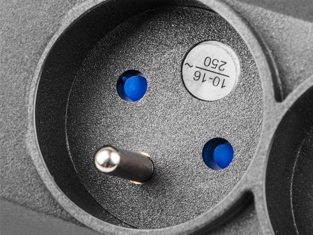 LISTWA ZASILAJĄCA ARMAC MULTI M3 3M 3X 230V PL CZARNA 4